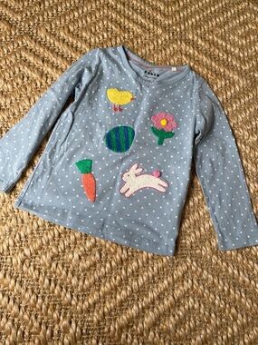 Mini Boden Easter top polka dots blue with Easter egg, bunny, chick size 4-5